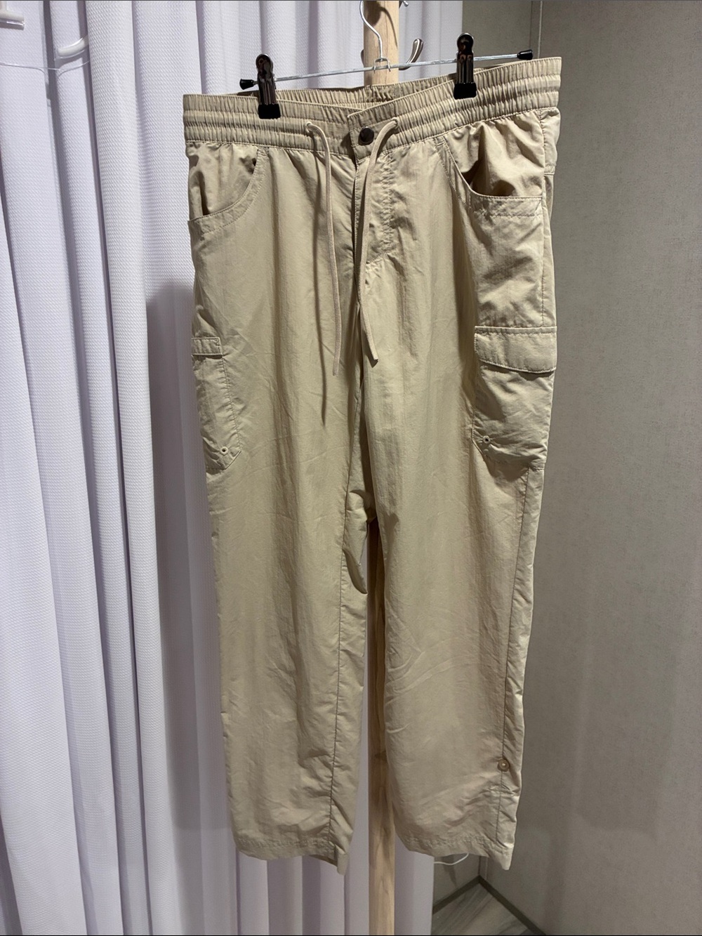 Women's Neutral Cargo Pull-On Pants in Beige